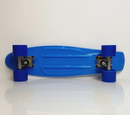 Pennyboard 22" s protiskluzovou deskou – modrý, délka 55 cm
