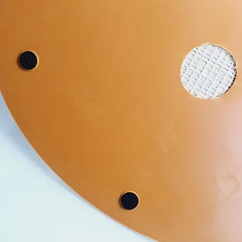 Masážní kartáč pro kočky se škrabadlem