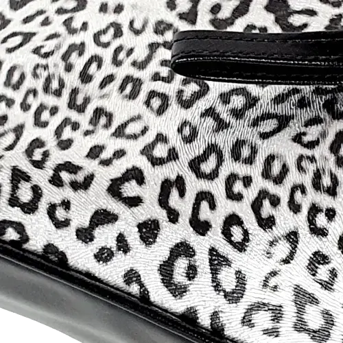Kosmetická taštička Leopard – stříbrná, 28x17 cm