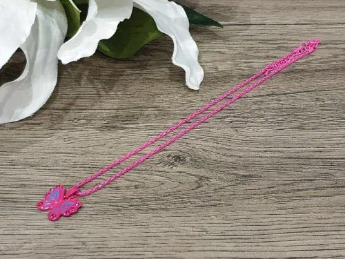 Dětský řetízek s přívěskem Motýlek – růžový, s kamínky, 42+5,5 cm