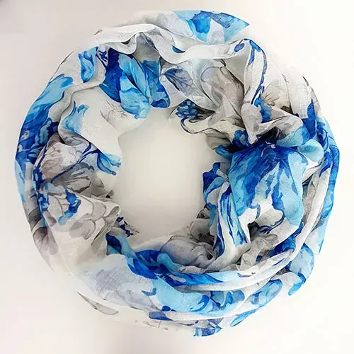 Elegantní dámská šála tunel se vzorem