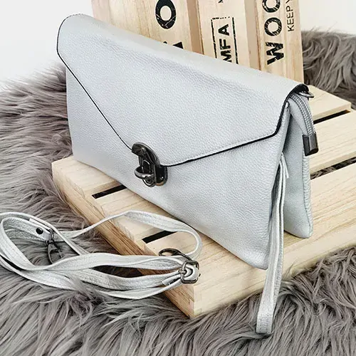 Dámská crossbody kabelka - stříbrná