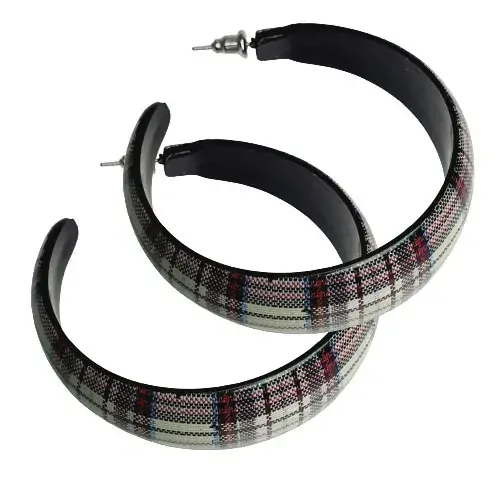 Náušnice kruhy plast - kostky