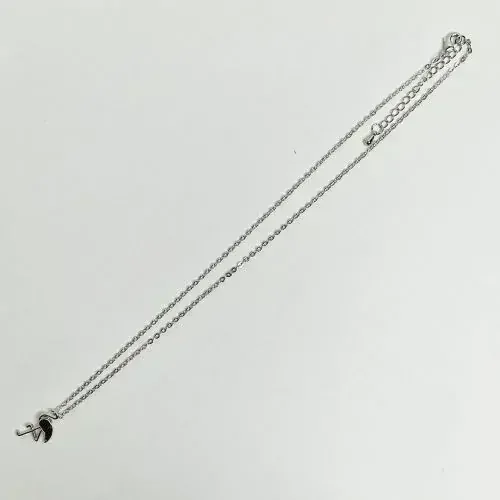 Dámský řetízek s přívěskem ve tvaru plameňáka - zlatý