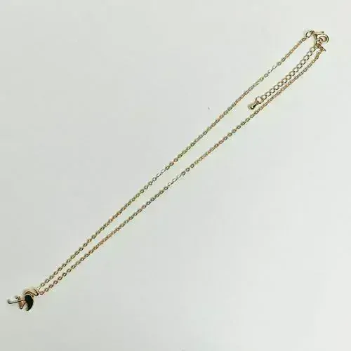 Dámský řetízek s přívěskem ve tvaru plameňáka - zlatý