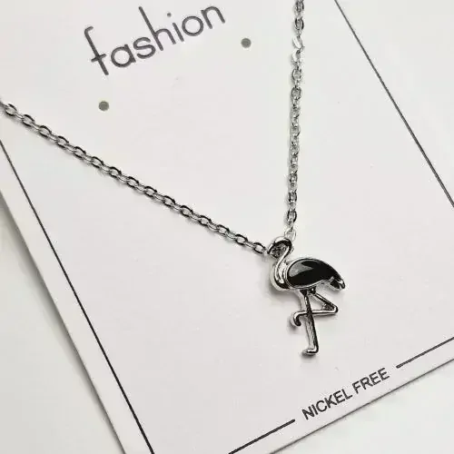 Dámský řetízek s přívěskem ve tvaru plameňáka - zlatý