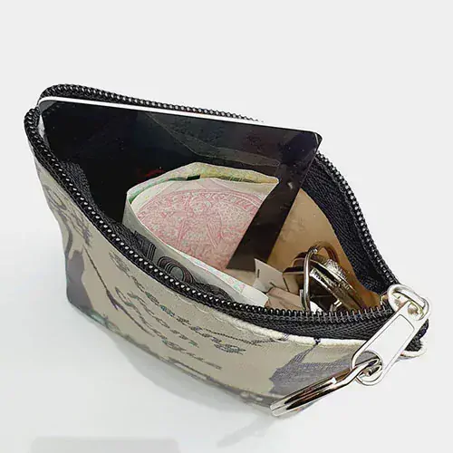 Malá kosmetická kapsička Greeting from Prague – béžová, 10x8 cm