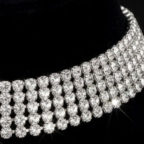 Elegantní štrasový náhrdelník choker s kamínky, 5 řad – stříbrný