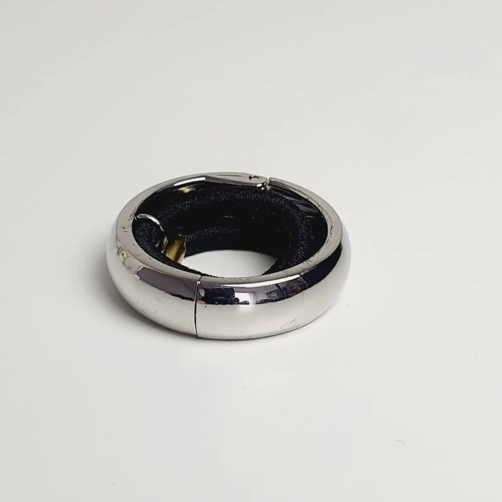 Ozdobná gumička na culík - kroužek - stříbrná