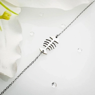 Elegantní dámský ocelový náramek – ryba – stylový šperk s motivem ryby