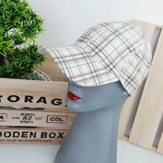 Kostkovaná kšiltovka s nastavitelným páskem – béžová