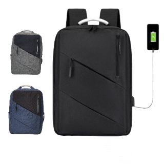 Polstrovaný batoh na 15,6" notebook s USB portem