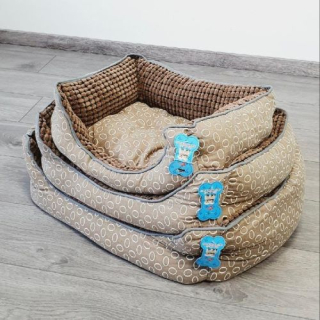 Pelíšek pro psy a kočky – hnědý s motivem koleček, velikost S, M, L